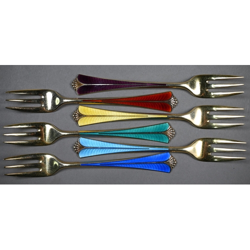 126 - A David-Andersen (Oslo) Sterling and gilt Harlequin set of six coloured enamel pastry forks in origi... 