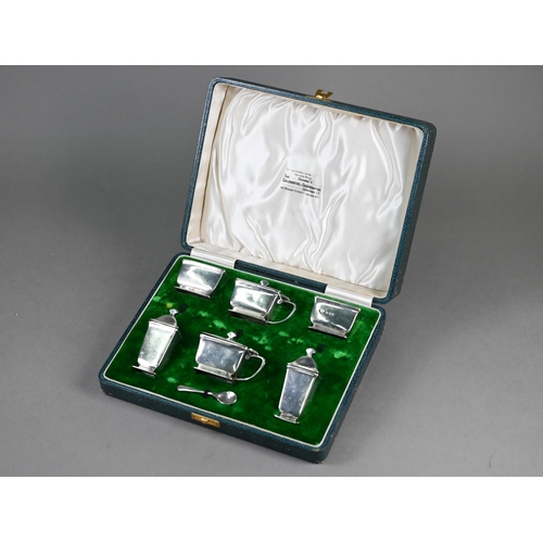 127 - A cased Art Deco silver six-piece condiment set, Goldsmiths & Silversmiths Co Ltd, London 1938, ... 