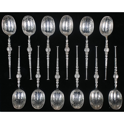 101 - A cased set of twelve Sterling 'Coronation Anointing Spoon' teaspoons, 3.9oz