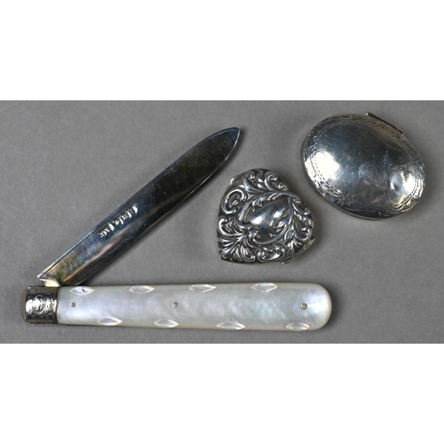 111 - Five Victorian and later silver napkin rings, two pill-boxes and various small silver spoons, 8.3oz ... 