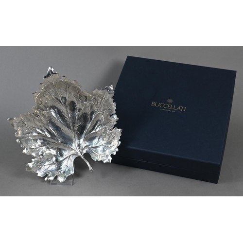 145 - Gianmaria Buccellati (Milan), a modern design naturalistic vine-leaf grape-dish, white metal, 9.2oz,... 