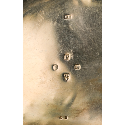 195 - An 18ct gold hunter pocket watch, the white enamelled dial with Roman numerals and Arabic ten second... 