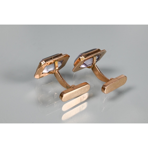 205 - Two pairs of cufflinks, one with Wedgwood jasperware roundels featuring classical vignette, with swi... 