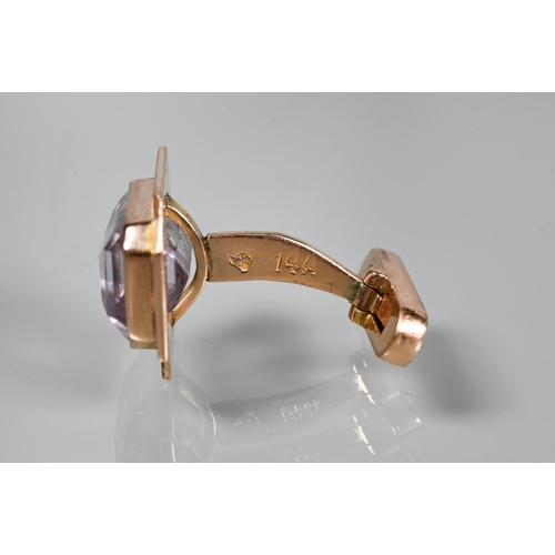 205 - Two pairs of cufflinks, one with Wedgwood jasperware roundels featuring classical vignette, with swi... 