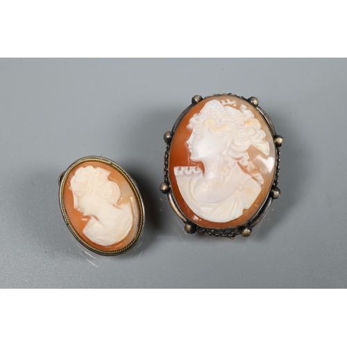 219 - A Victorian silver graduated Albert, four various pairs of silver cufflinks, a silver mesh-link brac... 