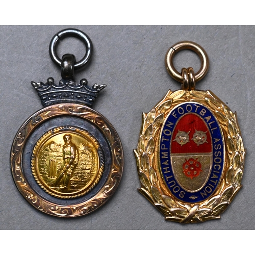 340 - A 9ct yellow gold medal for Southampton Football Association, with red and blue enamel decoration, 8... 