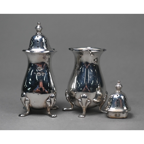 42 - A cased silver six-piece condiment set, Adie Brothers Ltd., Birmingham 1929, to/w a pair of pierced ... 