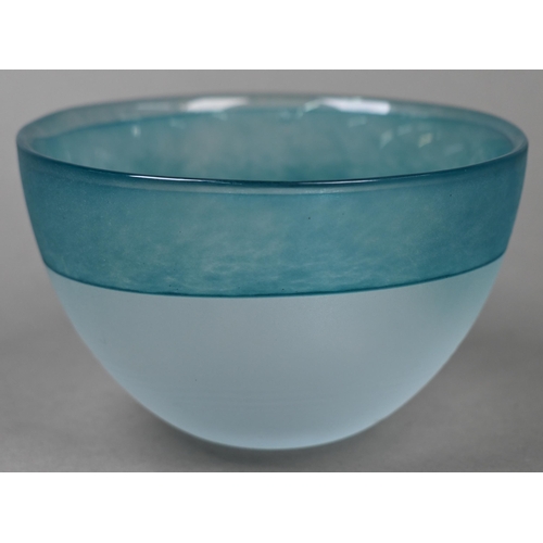 433 - A Malcolm Sutcliffe studio glass bowl decorated with dolphins, signed, 16.5 cm diameter, to/w a Sten... 