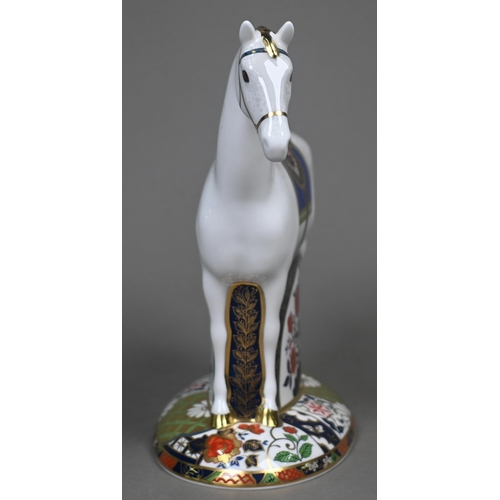 446 - A boxed Royal Crown Derby large paperweight 'Race Horse' limited edition 510/1500, 2005, c/w certifi... 