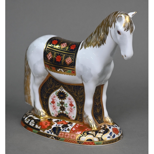 447 - A boxed Royal Crown Derby large paperweight 'Appleby Mare' with gold stopper limited edition 933/150... 