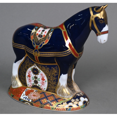 448 - A boxed Royal Crown Derby large paperweight 'Shire Horse' with gold stopper, limited edition 580/150... 