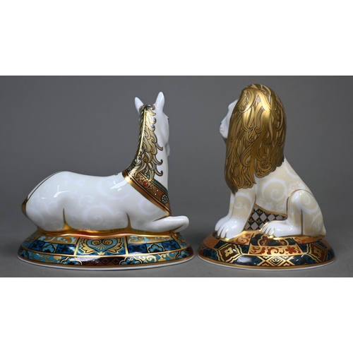 449 - A boxed Royal Crown Derby paperweight 'Unicorn' with gold stopper, limited edition 789/2000, 1999, t... 