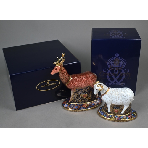 451 - A boxed Royal Crown Derby paperweight, 'The Heraldic Derbyshire Ram' with gold stopper, no. 66/980, ... 