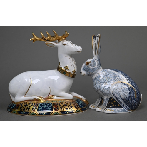 453 - A boxed Royal Crown Derby paperweight 'Starlight Hare', Collector's Guild exclusive 2003, to/w 'Farm... 