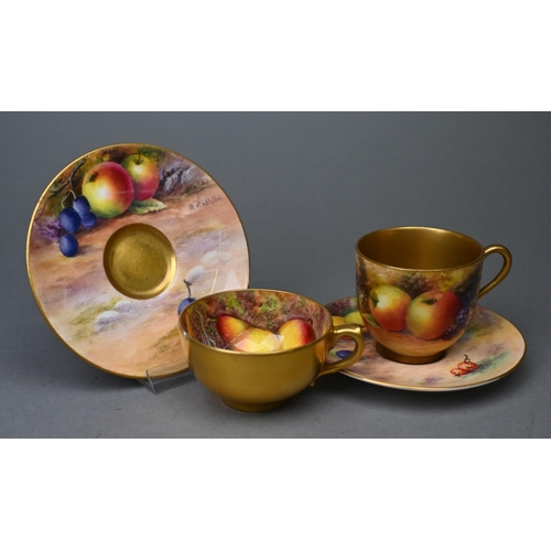 479 - Two Royal Worcester small tea cups and saucers, one set by Raymond Rushton, 1925, the other by Willi... 