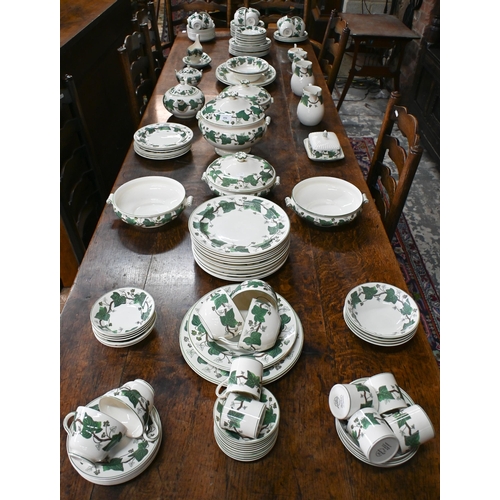 494 - An extensive Wedgwood 'Napoleon's Ivy' dinner/tea service (140 pieces including covers)