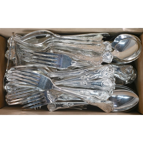 7 - A quantity of epns Kings Pattern flatware & cutlery, to/w other ep cutlery and a cocktail-shaker