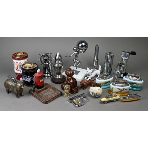 893 - A selection of novelty and other table-lighters etc (box)