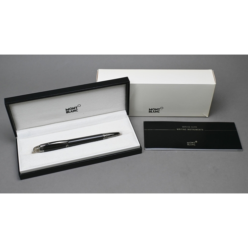 900 - A cased Mont Blanc Starwalker full carbon fineliner pen, with box and paperwork to/w a Mont Blanc Me... 