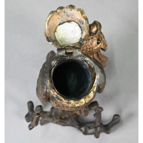 903 - A Victorian gilt bronze inkwell, cast as a cockatoo with glass eyes and hinged head, stamped for 'Me... 