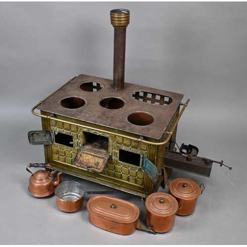 916 - A Marklin (Germany) tinplate toy oven range c/w copper kettle, four pans (3 lids), chimney and inner... 