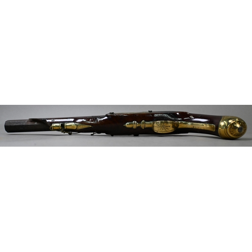 957 - An 1858 pattern 'Tower' musket with percussion action 82 cm barrel, brass-mounted walnut half-stock,... 