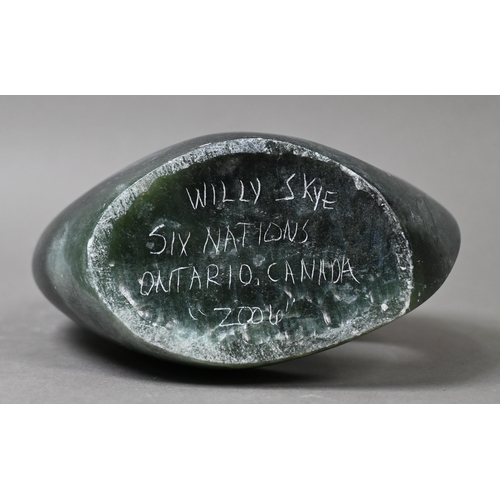 968 - A Canadian First Nation green hardstone carved eagle, signed beneath 'Willy Skye Six Nations Ontario... 