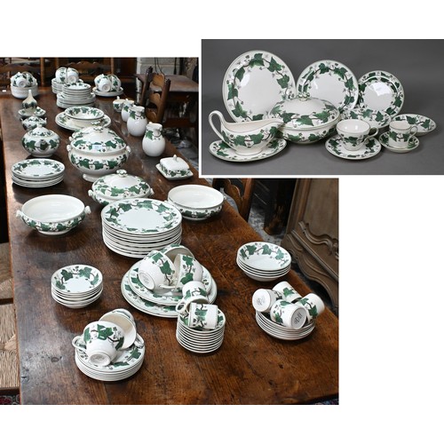 494 - An extensive Wedgwood 'Napoleon's Ivy' dinner/tea service (140 pieces including covers)