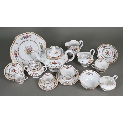 495 - An extensive Spode 'Rockingham' dinner/tea service (140 pieces including covers)