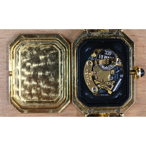 179 - A lady's Chanel premiere bracelet wristwatch, 20 mm case, model H0001-M / GC04575, o/all wrist size ... 
