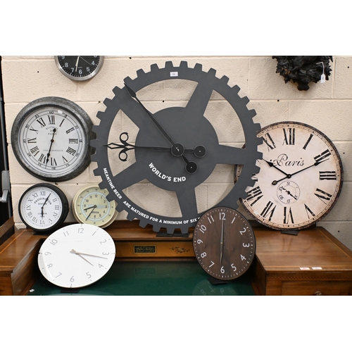 156 - A large 'World's End' cog shaped wall clock to/w eight other bistro, station, kitchen clocks (9)