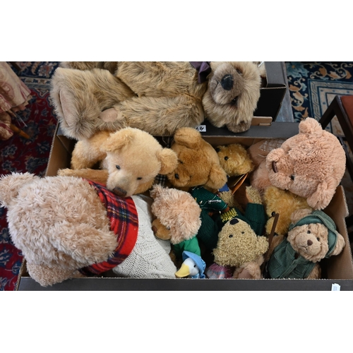 478 - A quantity of modern teddy bears (2 boxes)