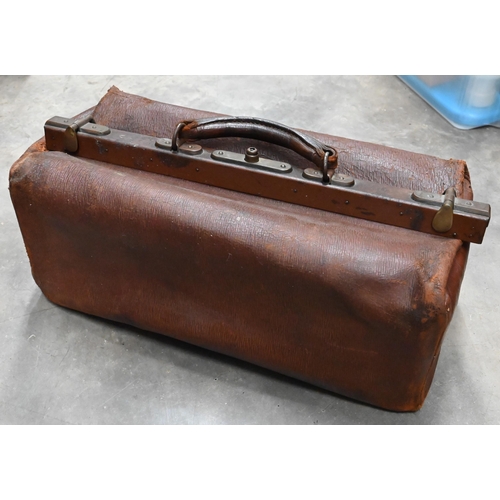 508 - Two antique leather Gladstone bags and a small suitcase (3)