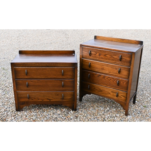 69 - A Mid-Century oak four-drawer chest, 76 x 42 x 94 cm h, to/w a mahogany three drawer example, 82 x 4... 