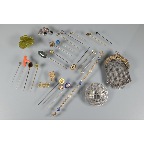 212 - A collection of nineteen antique and later stick pins including insect mosaic, star sapphire, enamel... 