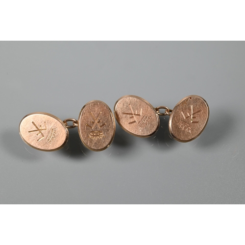 214 - A pair of 9ct yellow gold oval chain-linked cufflinks, 17.8g to/w a pair of rose gold oval cufflinks... 