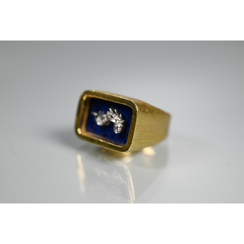 292 - Andrew Grima (1921-2007) - An 18ct textured and bloomed ring with lapis lazuli plaque with diamond-s... 