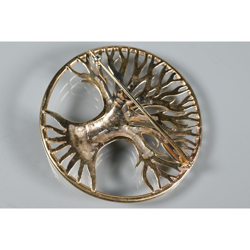 297 - Rupert Baker - A 9ct yellow gold 'Tree of Life' brooch, 23.9g, 5 cm diam