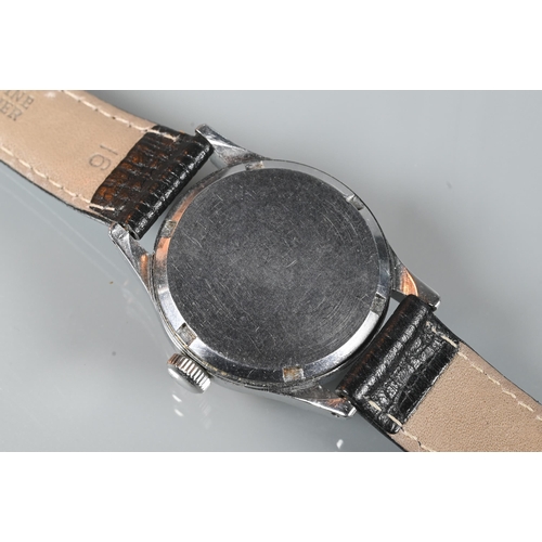 308 - A gents Omega Deville stainless steel bracelet watch circa 1980s, the quartz movement with roman num... 