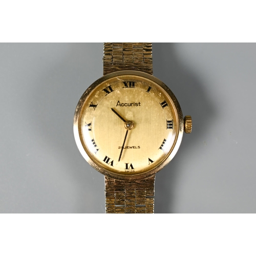 328 - A ladies 9ct gold Accurist bracelet watch, manual movement, the gilt dial with Roman numerals, the c... 