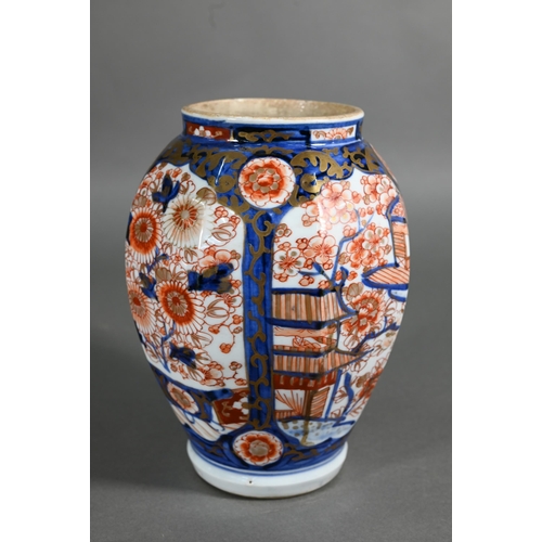 373 - A collection of 18th and 19th century Japanese Imari ceramics, Edo/Meiji period, including a pair of... 