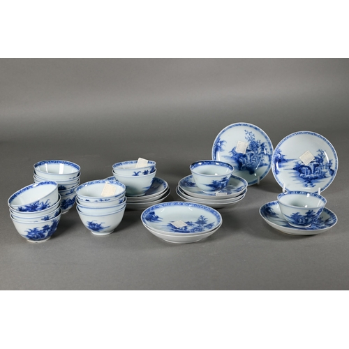 374 - Twenty-eight pieces of 18th century Chinese blue and white 'Nanking Cargo' porcelain, seventeen tea ... 