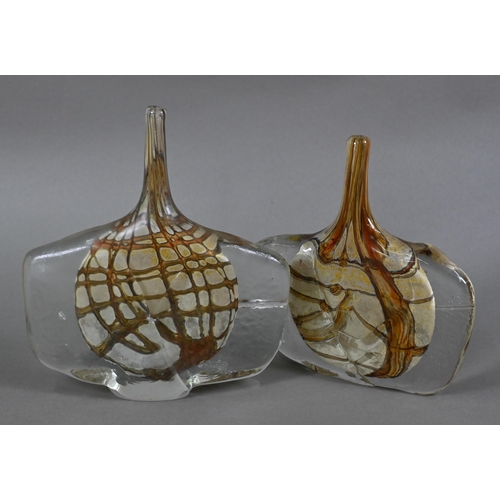 416 - Two large Malta Decorative Glass Earthtones fish vases, 23/21 cm high (2)