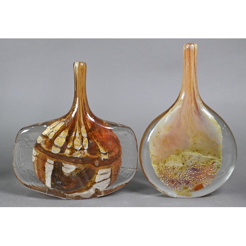 417 - Three Malta Decorative Glass Earthtones fish vases, 21 cm high approx., to/w two lollipop vases (one... 