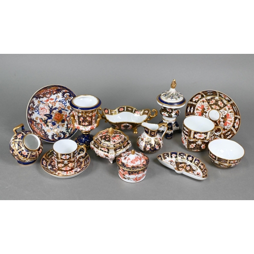 499 - Various pieces of Derby and Royal Crown Derby china, including tea wares, salt pig, cream jug, cover... 