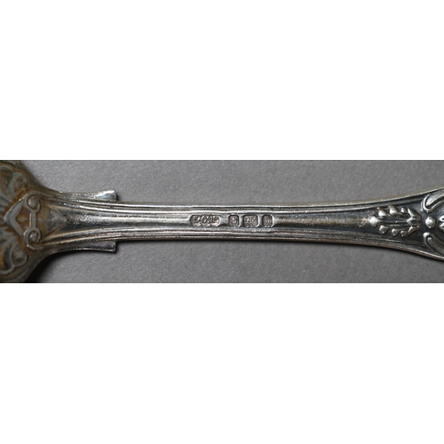 87 - A set of six Edwardian silver King's pattern dessert spoons, Elkington & Co, Birmingham 1901, 13... 