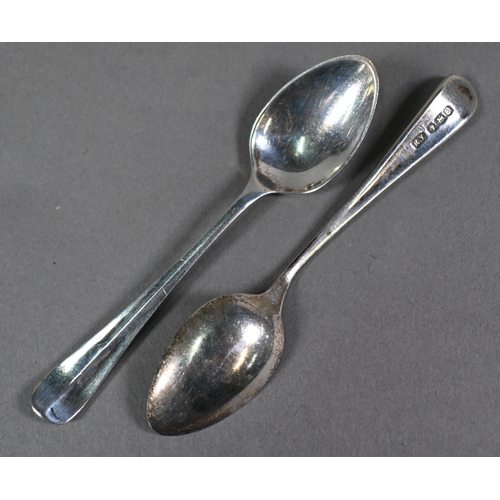 95 - A pair of silver bonbon dishes, London 1968, to/w two napkin rings, a small trophy cup and various t... 