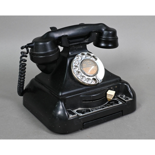 1114 - A vintage telephone - GPO No. 164 FH45/234 with secretary paging