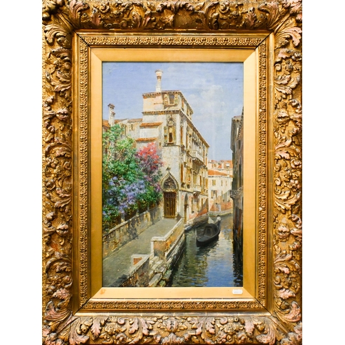 630 - Luigi Lanza (1860-1913) - A pair of Venetian views, oil on canvas, signed, 54 x 34 cm (2)