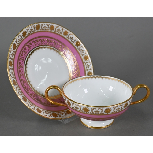 502 - A collection of Georgian and later tea wares including First Period Worcester trio and others includ... 